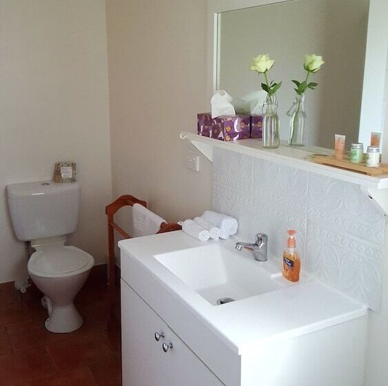 غرفة قياسية, The Bears Went Over The Mountain