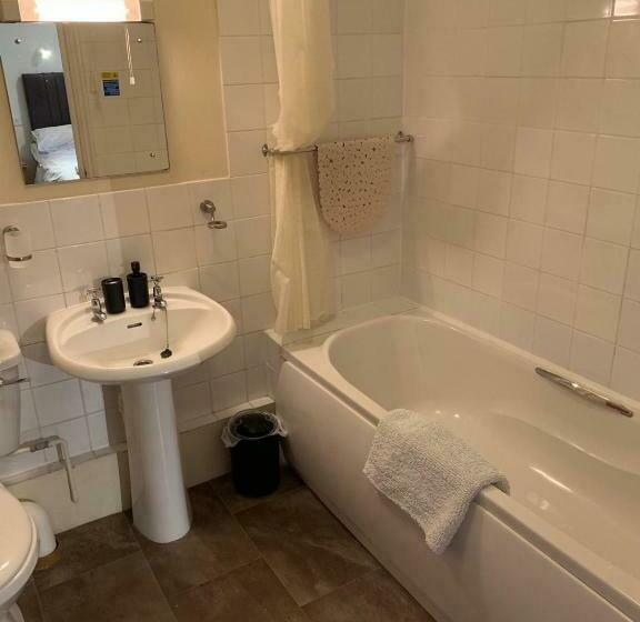 חדר סטנדרט, Oakrooms