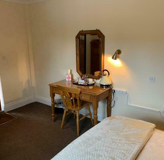 חדר דלוקס, Oakrooms