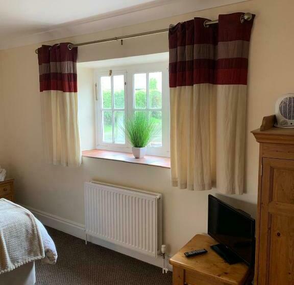 חדר דלוקס, Oakrooms