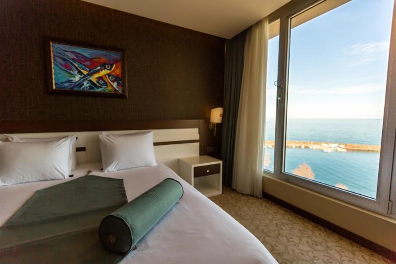 اتاق لوکس با چشم‌انداز دریا, Tilya Resort