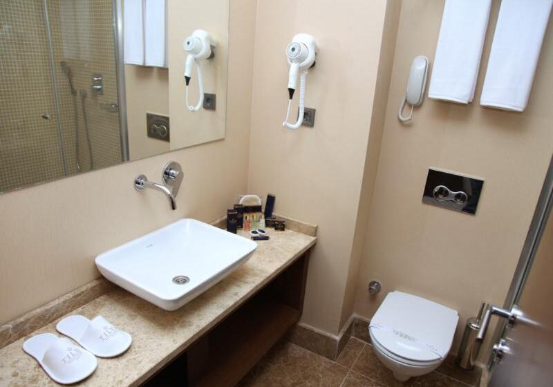 Üç Kişilik Standart Oda, Tilya Resort