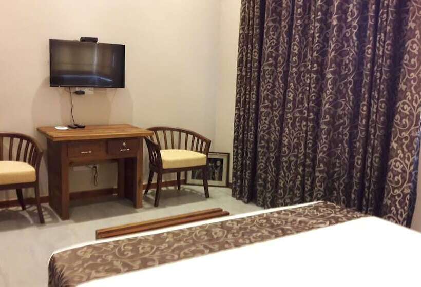 디럭스 룸, Rivorich Residence Kandy