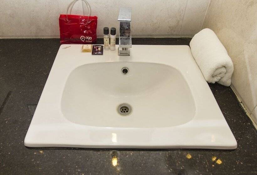 标准间, Eyrie Guest House