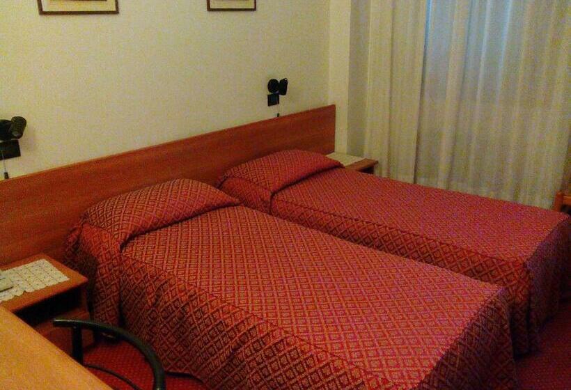 Номер Стандарт Трехместный, Speranza