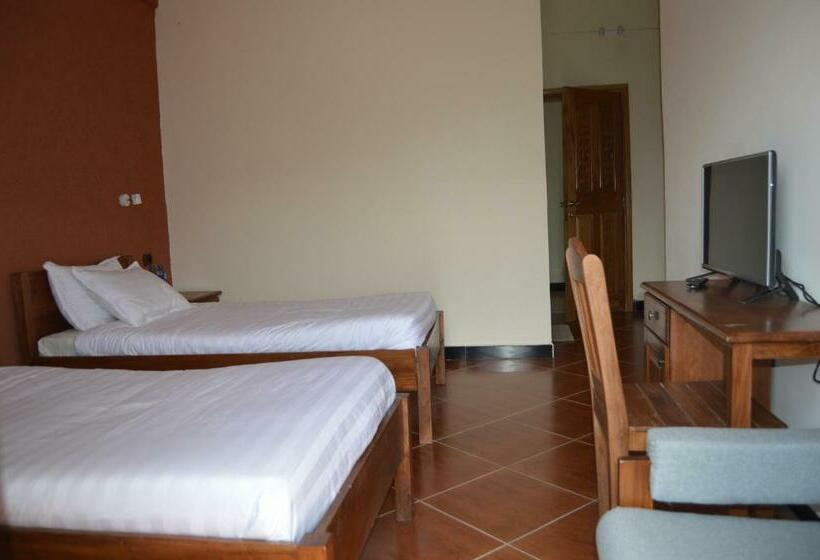 اتاق استاندارد با چشم‌انداز کوهستان, Harbe