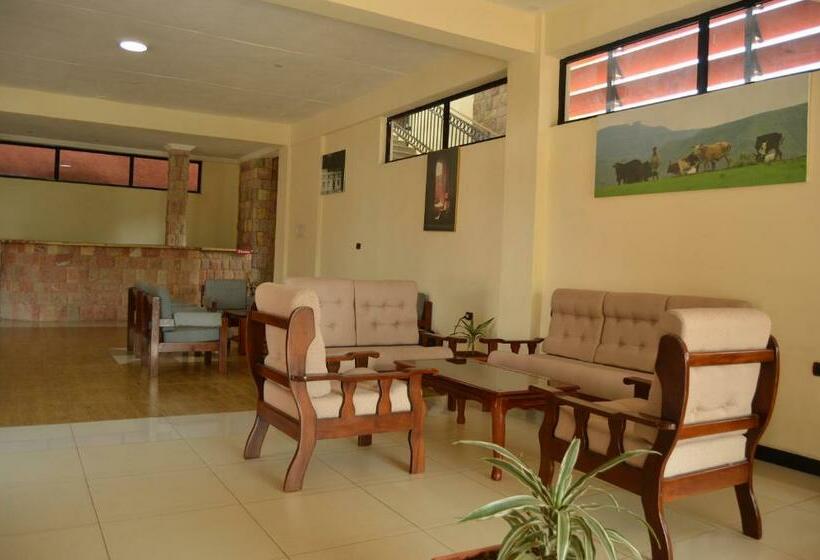 اتاق استاندارد با چشم‌انداز کوهستان, Harbe