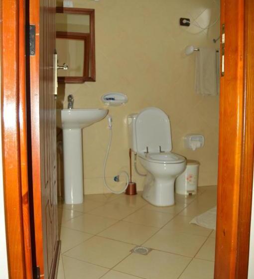 اتاق استاندارد یک نفره, Harbe