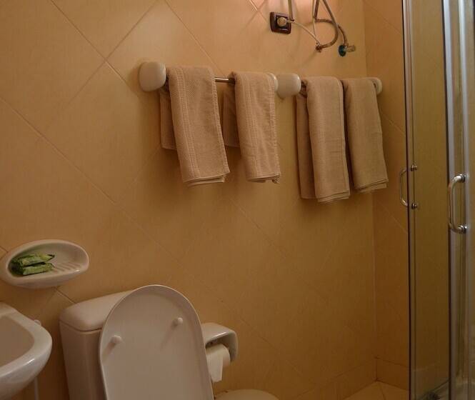 اتاق استاندارد با چشم‌انداز کوهستان, Harbe