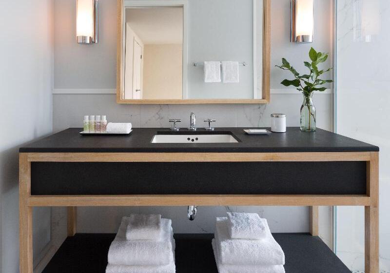 带城市景观的优质房间, Kimpton Schofield Hotel, An Ihg