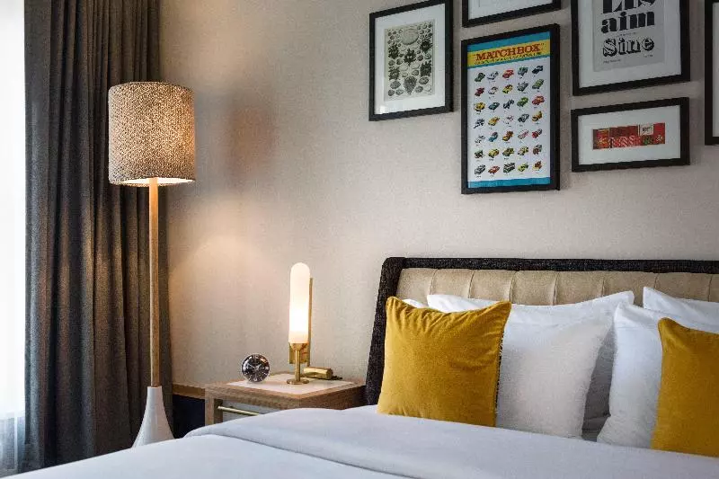 キングサイズベッドのデラックスルーム, Kimpton Schofield Hotel, An Ihg