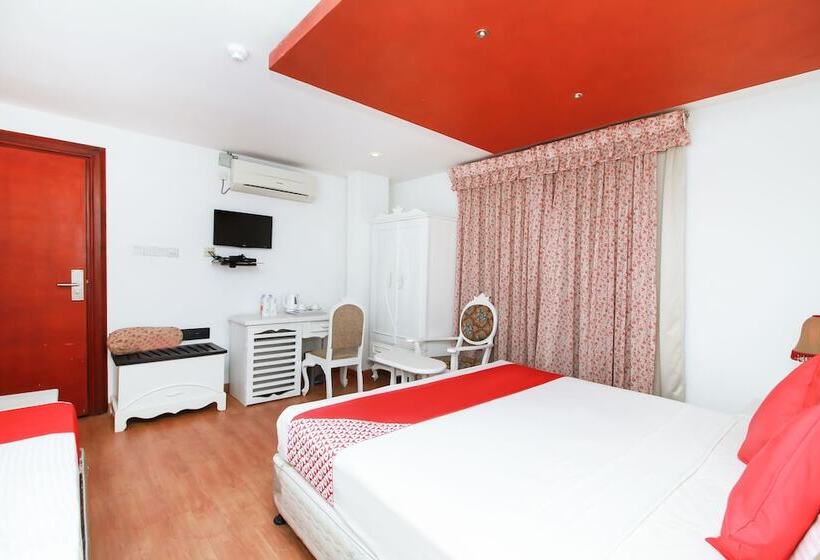 جناح عائلي, Opulent River Face