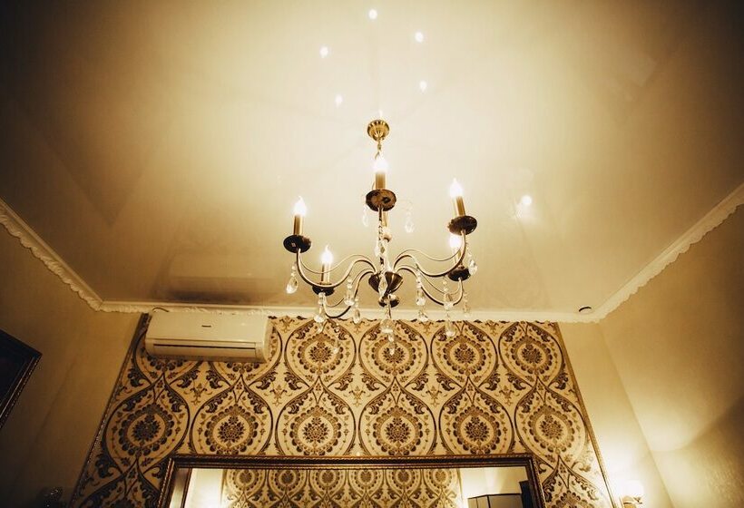 اتاق استاندارد با سرویس بهداشتی مشترک, Rai