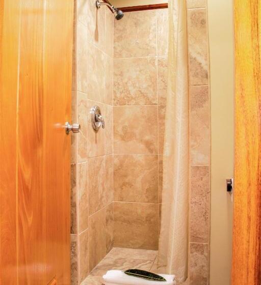 חדר סטנדרט עם מיטת קינג, Ramon's Village Resort