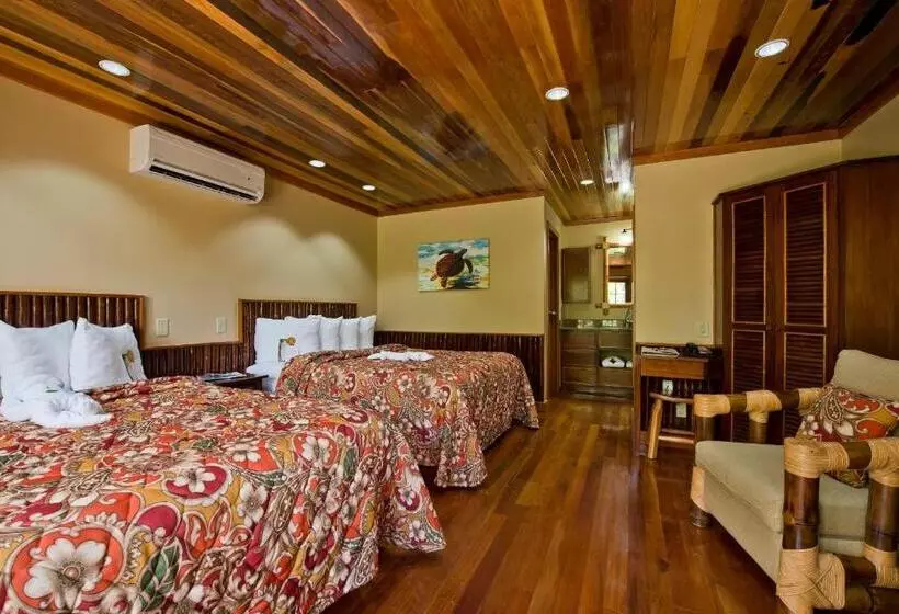 デラックスルーム, Ramon's Village Resort