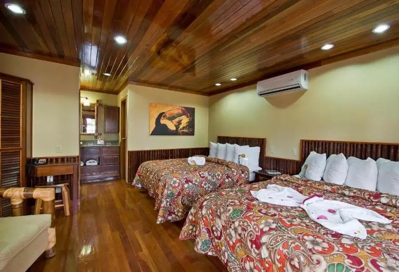 デラックスルーム, Ramon's Village Resort