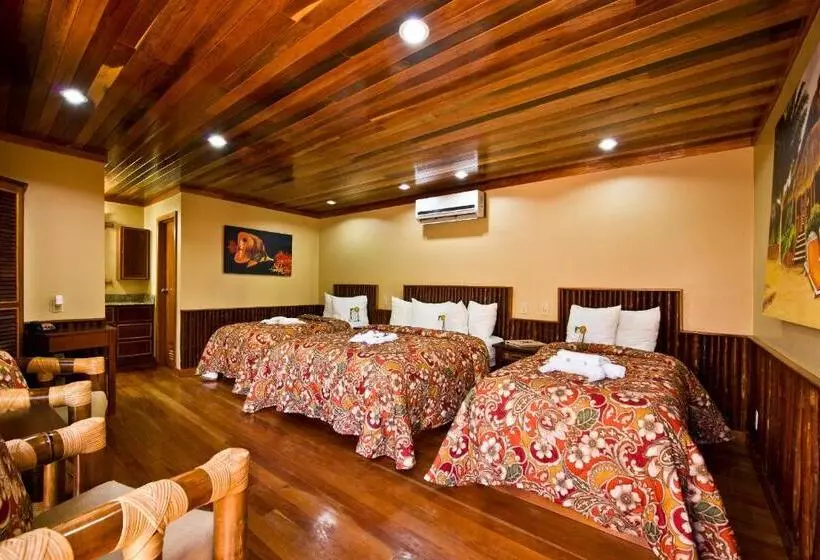 デラックスファミリールーム, Ramon's Village Resort