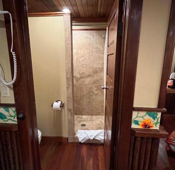 Семейный Номер, Ramon's Village Resort
