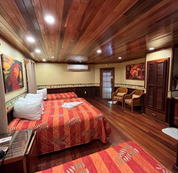 חדר משפחתי, Ramon's Village Resort