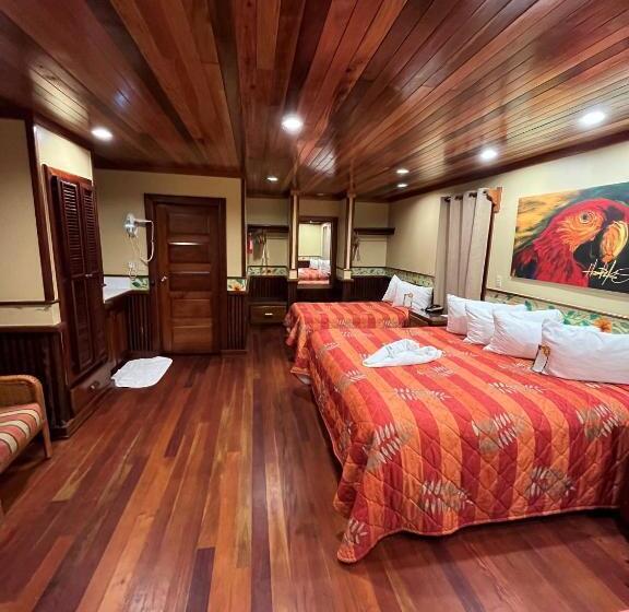 חדר משפחתי, Ramon's Village Resort