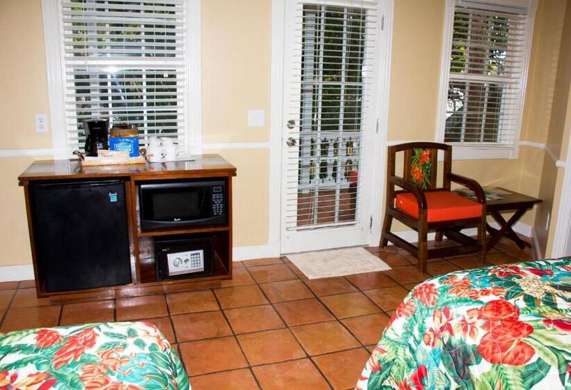 חדר סטנדרט נוף לבריכה, Ramon's Village Resort