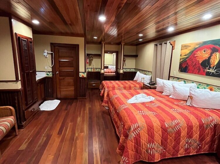 Семейный Номер, Ramon's Village Resort