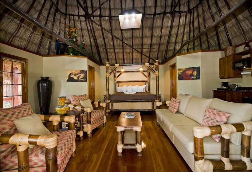 סוויטה דלוקס, Ramon's Village Resort