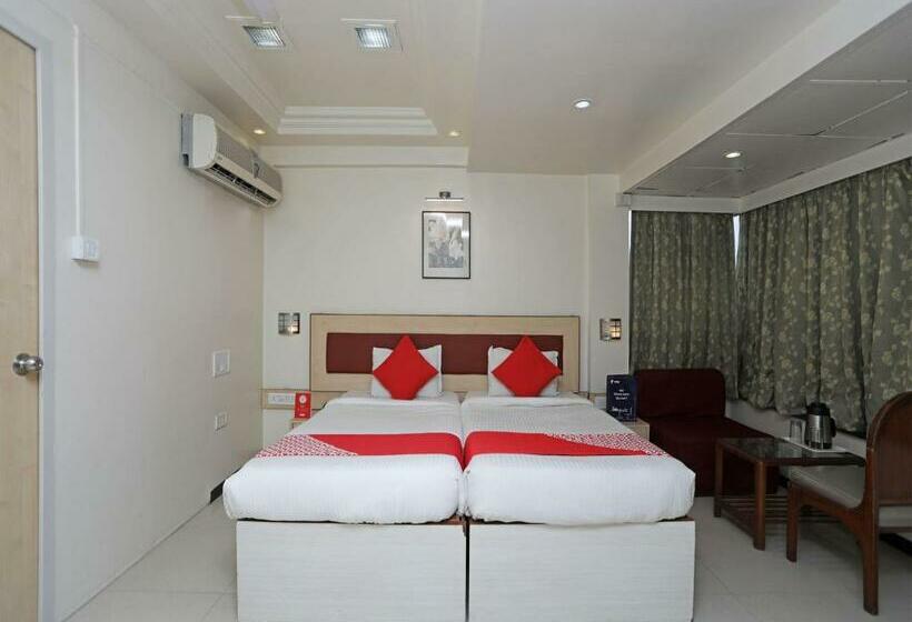 Habitació Deluxe, Suyash Deluxe