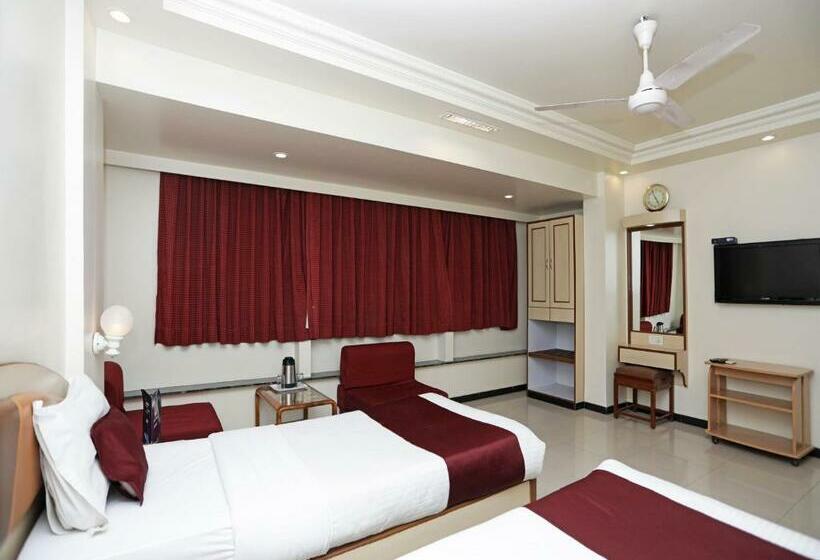 Habitació Deluxe, Suyash Deluxe