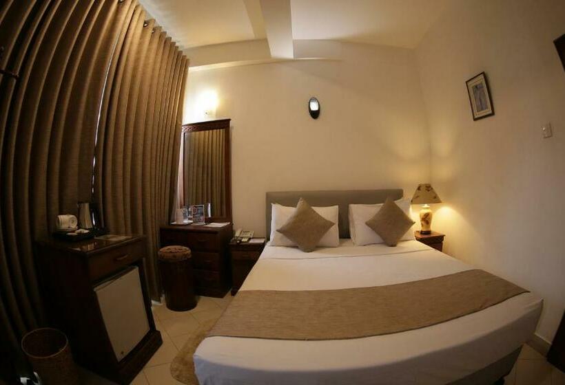 اتاق استاندارد, The Royal Mall Kandy