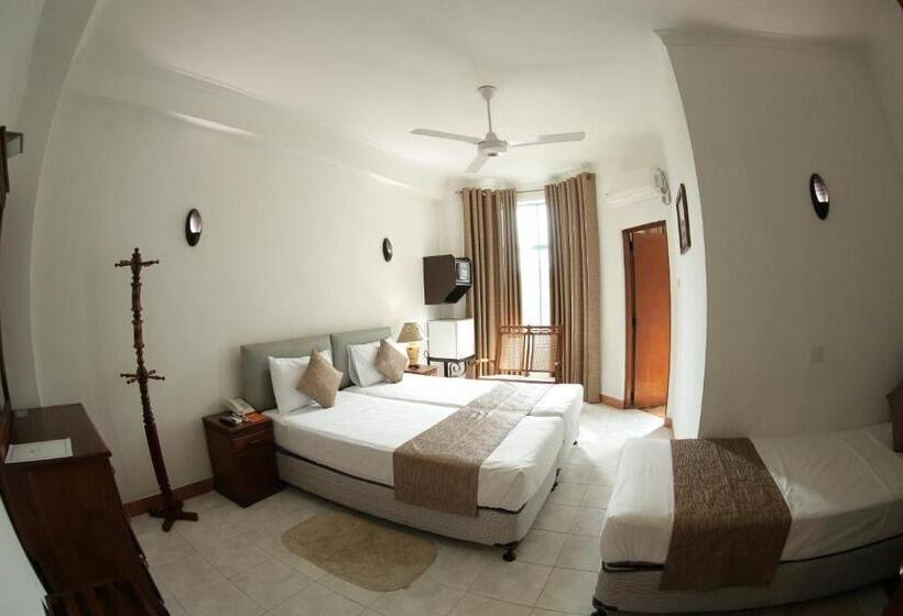 اتاق لوکس, The Royal Mall Kandy