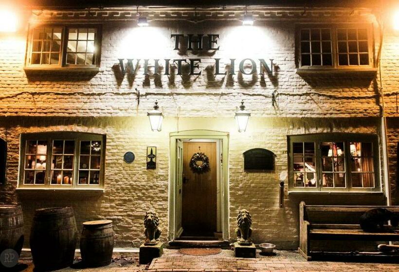 חדר סופריור עם מיטת קינג, The White Lion, Soberton