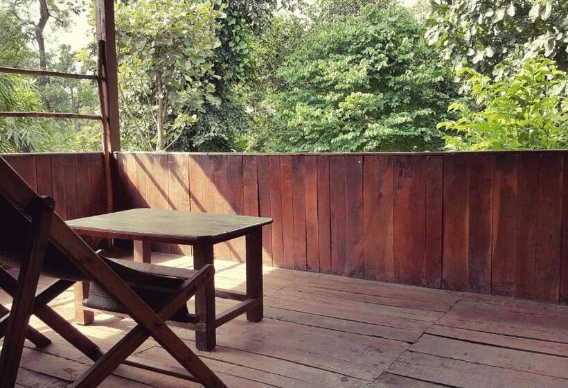 디럭스 스위트, Tiger N Woods Resort