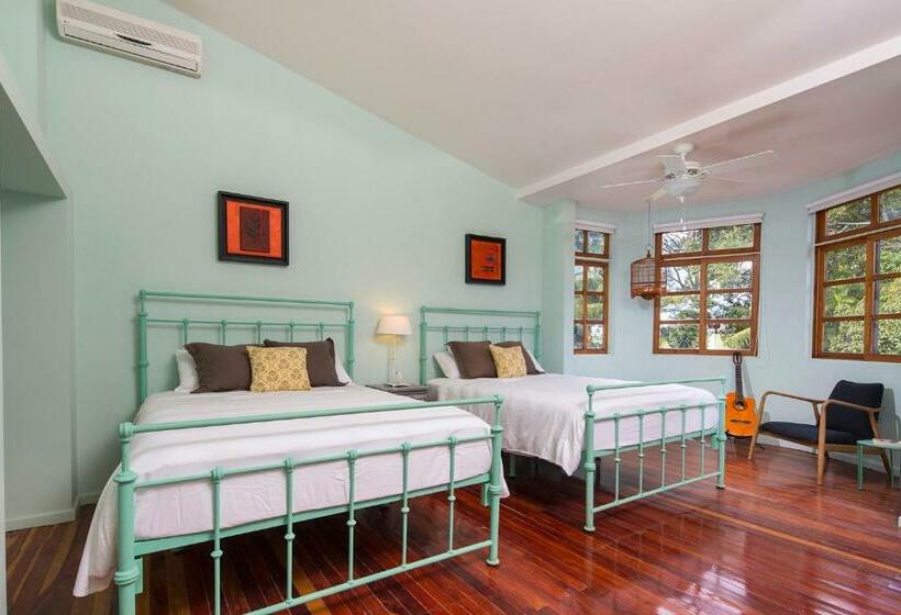 جناح عائلي, Villa San Ignacio