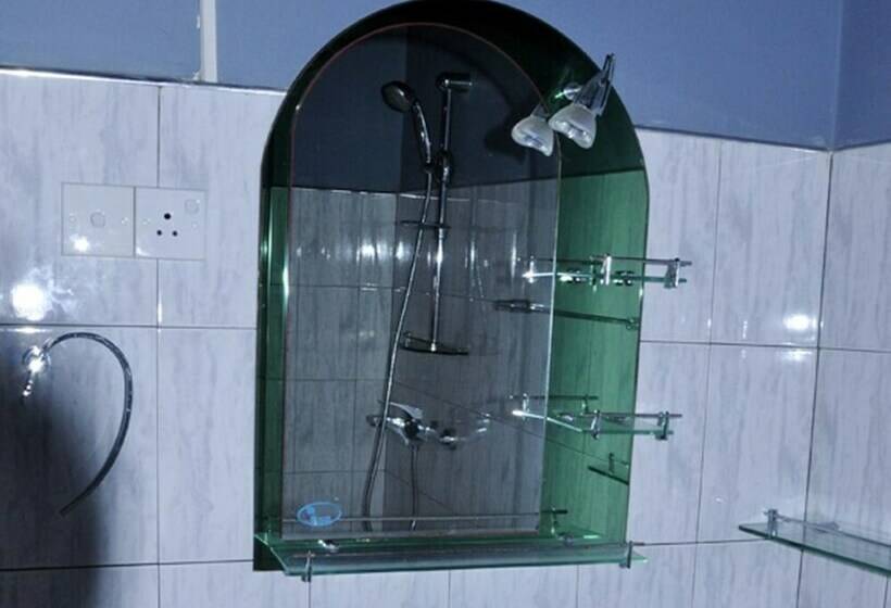 オーシャンビュースタンダードルーム, Little Paradise