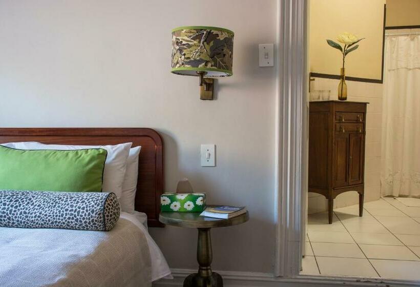 חדר אקונומי, The Cape Colonial Guest House