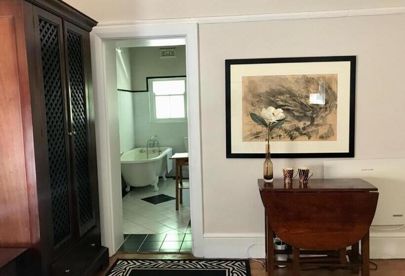 חדר סטנדרט, The Cape Colonial Guest House