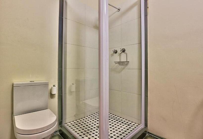 חדר אקונומי, The Cape Colonial Guest House