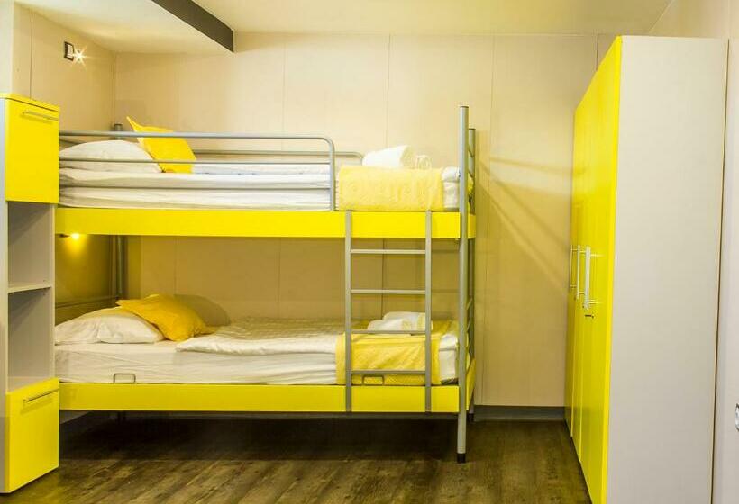 Четырехместный Номер Стандарт, Botel Marina