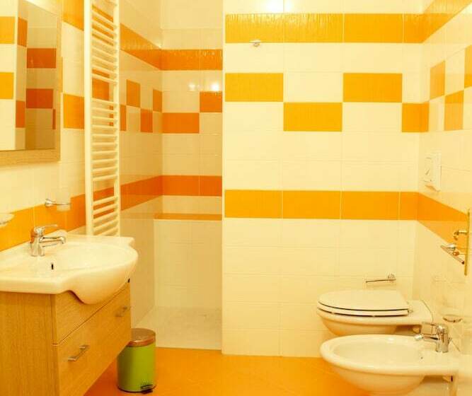 Pokój Standard Trzyosobowy, Arcona