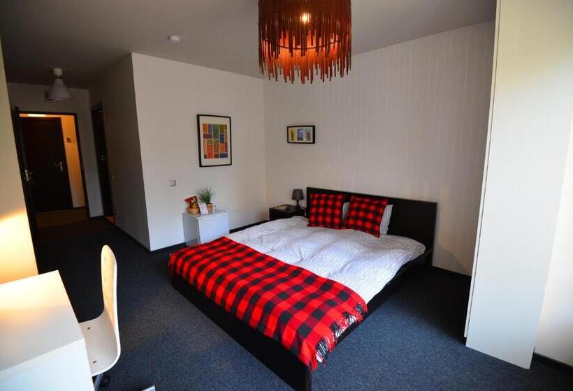 Pokój Standard, Biscuit