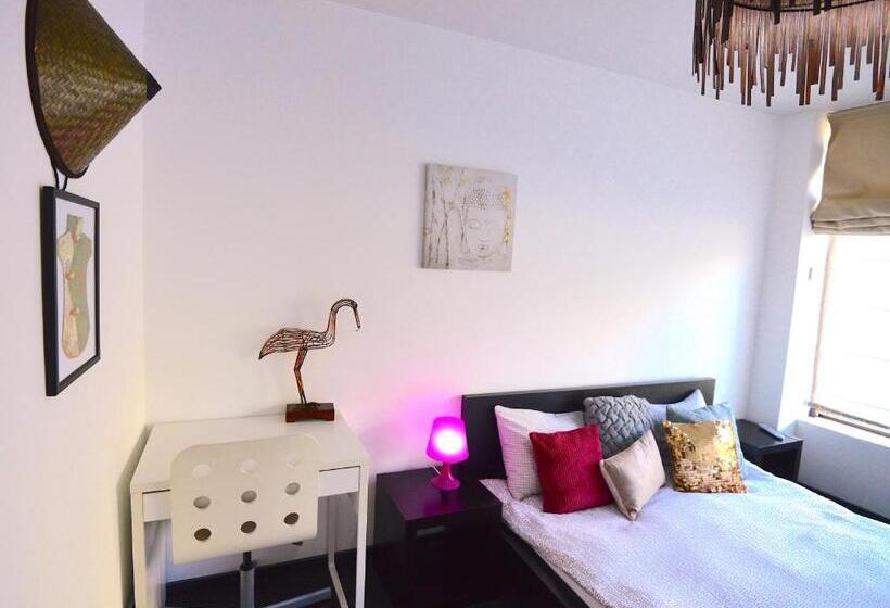 Pokój Standard, Biscuit