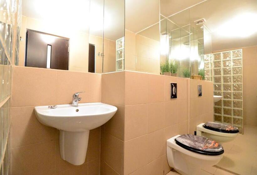 Pokój Standard, Biscuit