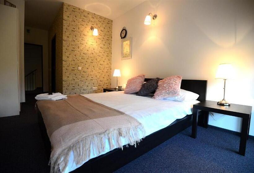 Pokój Standard, Biscuit