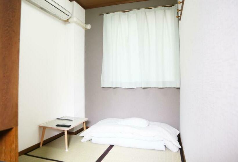 חדר סטנדרד יחיד חדר אמבטיה משותף, Business Hotel Kaga