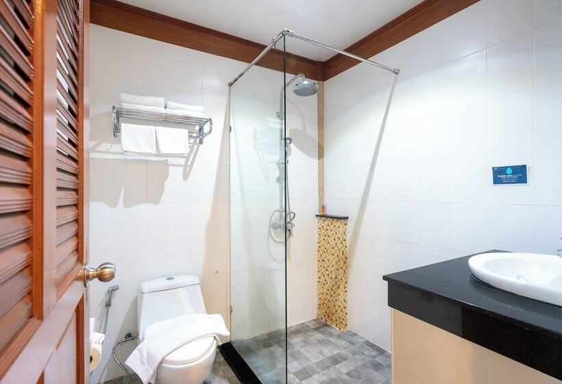 レイクビューデラックスルーム, Chabana Resort Bang Tao Beach Phuket  Sha Extra Plus