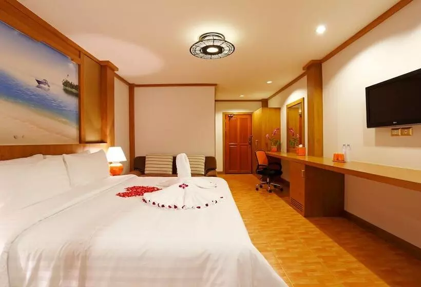 レイクビューデラックスルーム, Chabana Resort Bang Tao Beach Phuket  Sha Extra Plus