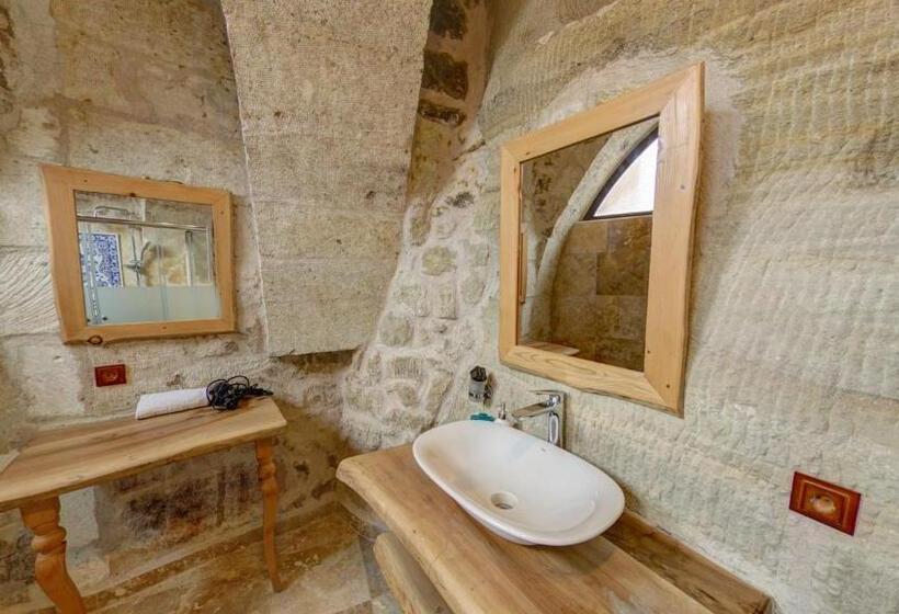 סוויטה משפחתית, Chelebi Cave Suites Plus 6 Years Old