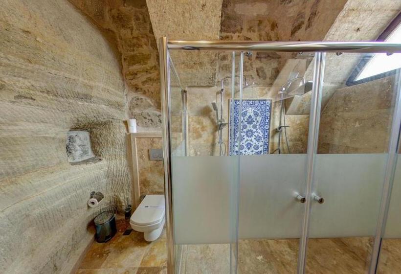 سوییت خانوادگی, Chelebi Cave Suites Plus 6 Years Old
