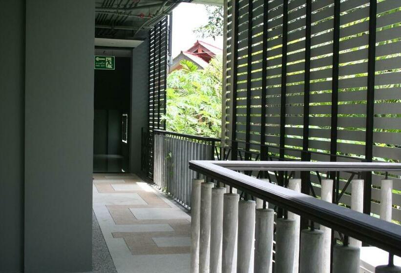 スーペリアールーム, Dinar Lodge